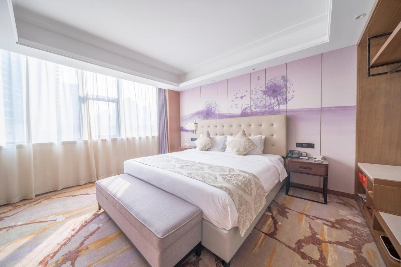 Wuhan Hongguang Hotel Exterior photo