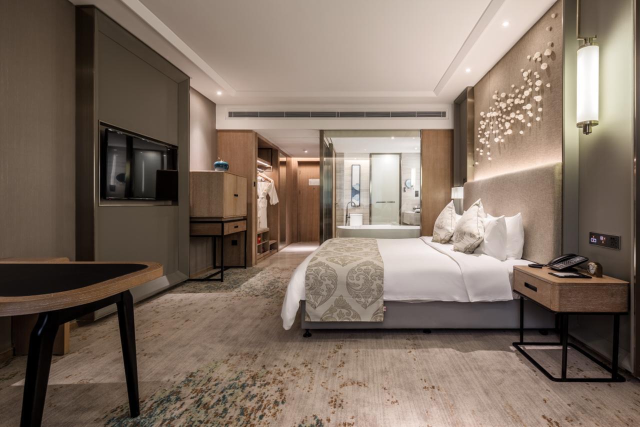 Wuhan Hongguang Hotel Exterior photo