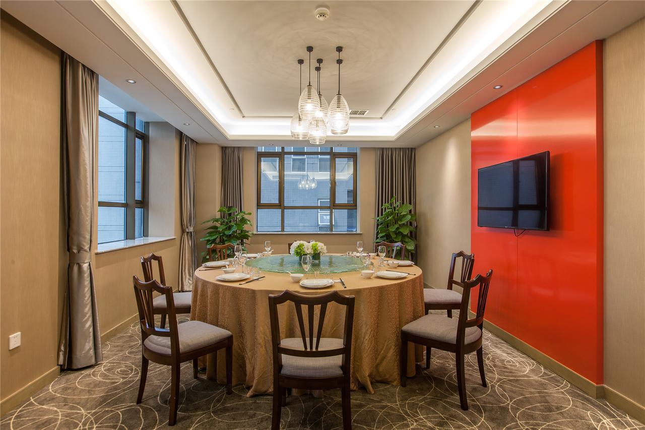 Wuhan Hongguang Hotel Exterior photo